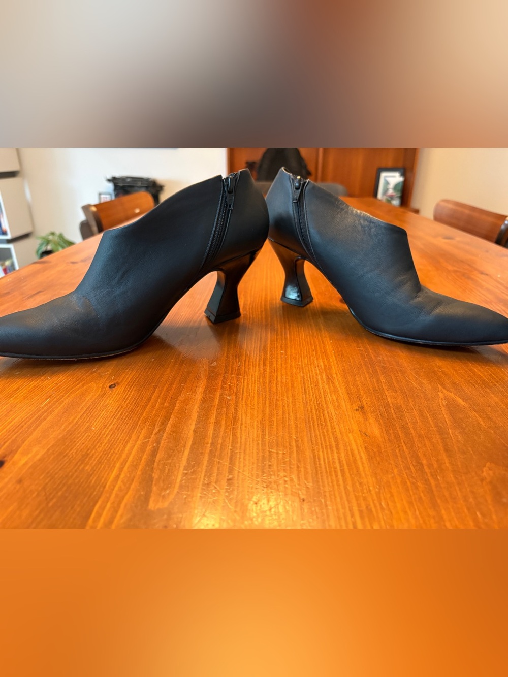 Tsubo Black Sculpted-Heel Ankle Booties Size 8